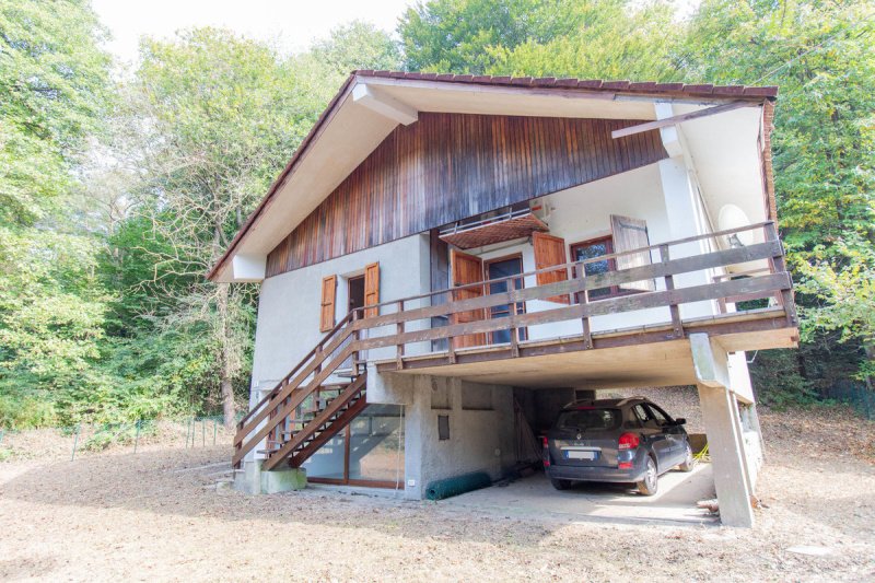 萨塞洛独栋房屋