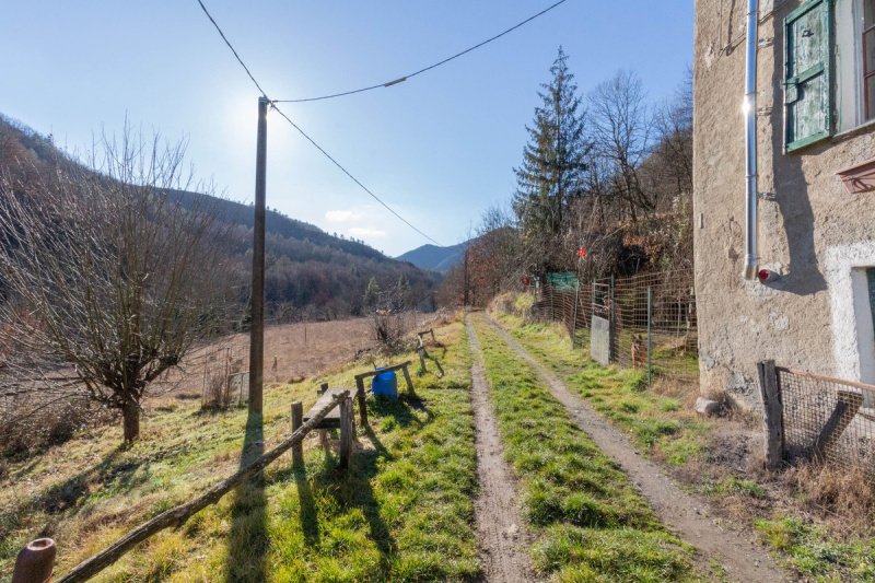 Casa de campo em Molare