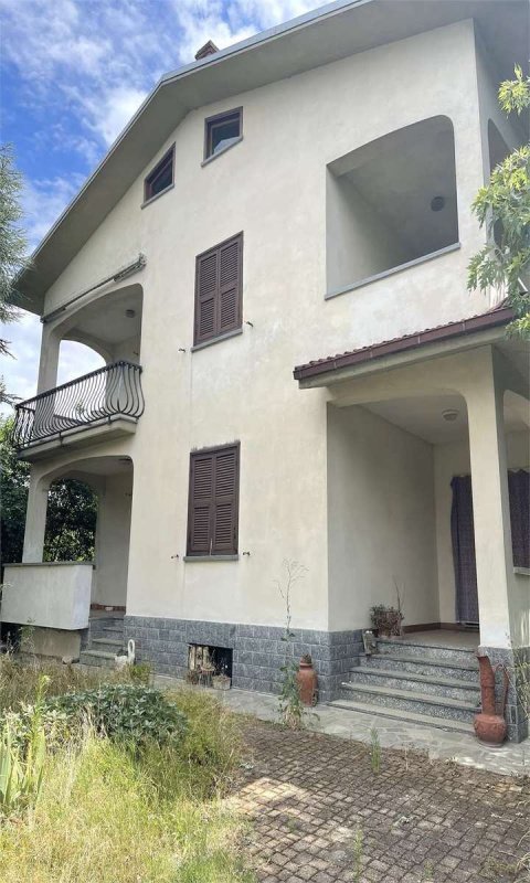 Особняк в Каприата-д'Орба