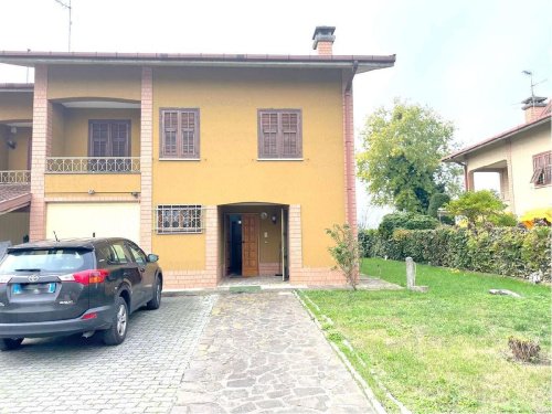 Villa à Basaluzzo