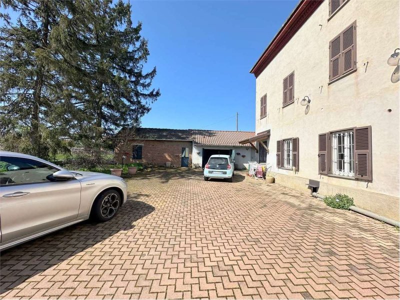 Особняк в Кастеллаццо-Бормида