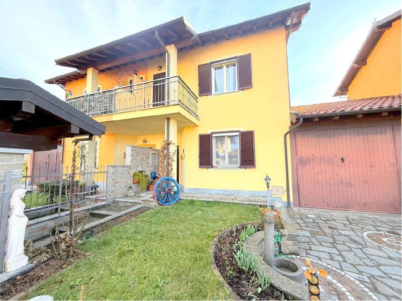 Maison mitoyenne à Pasturana