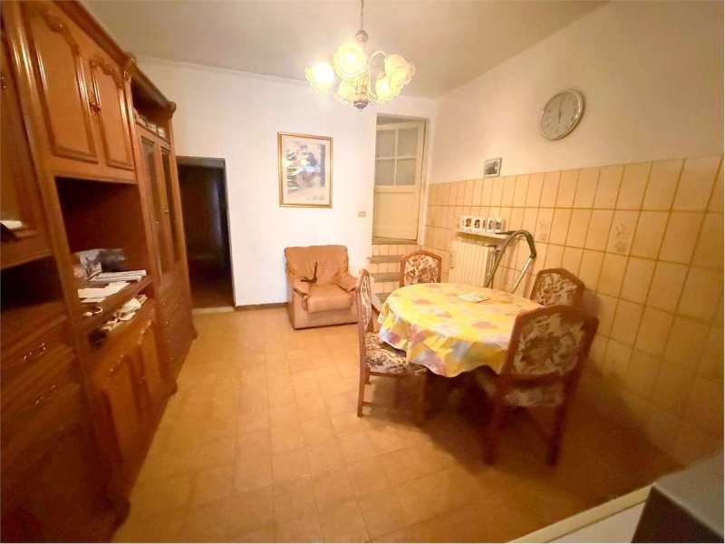 Casa semi-independiente en Novi Ligure