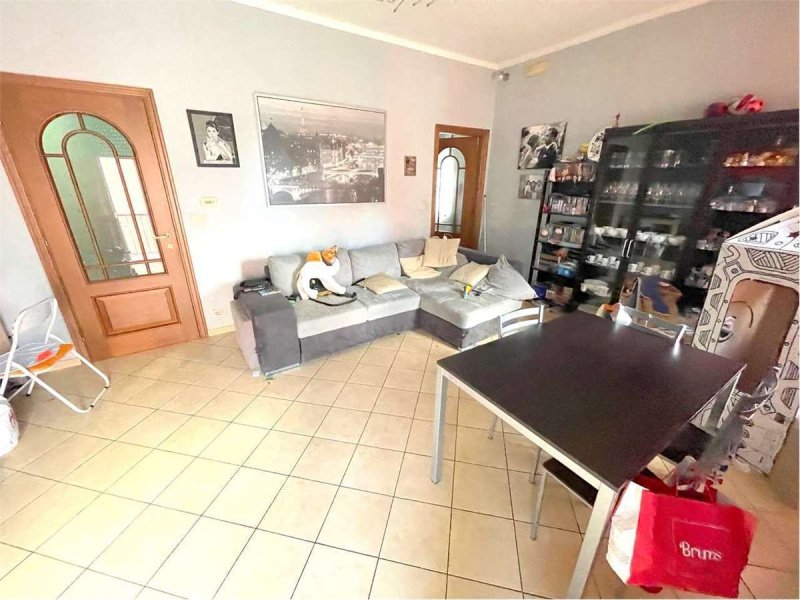 诺维利古雷公寓