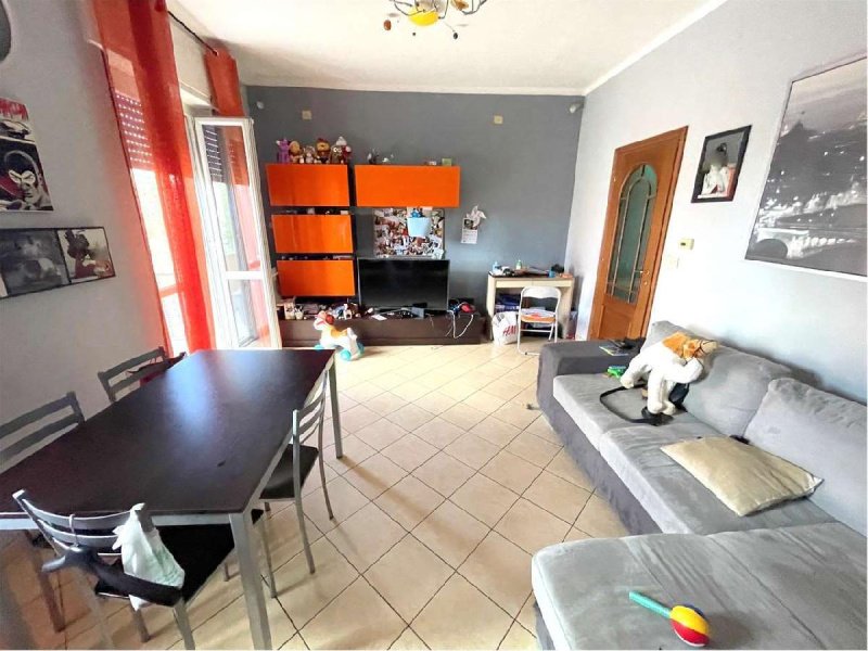 诺维利古雷公寓