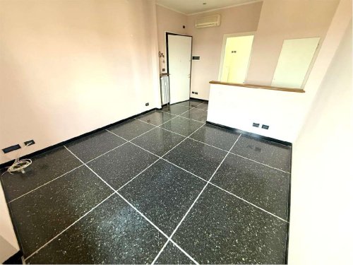 诺维利古雷公寓