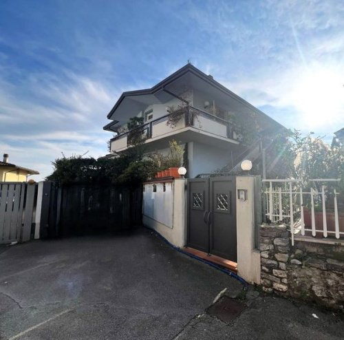 Villa a Montecatini-Terme