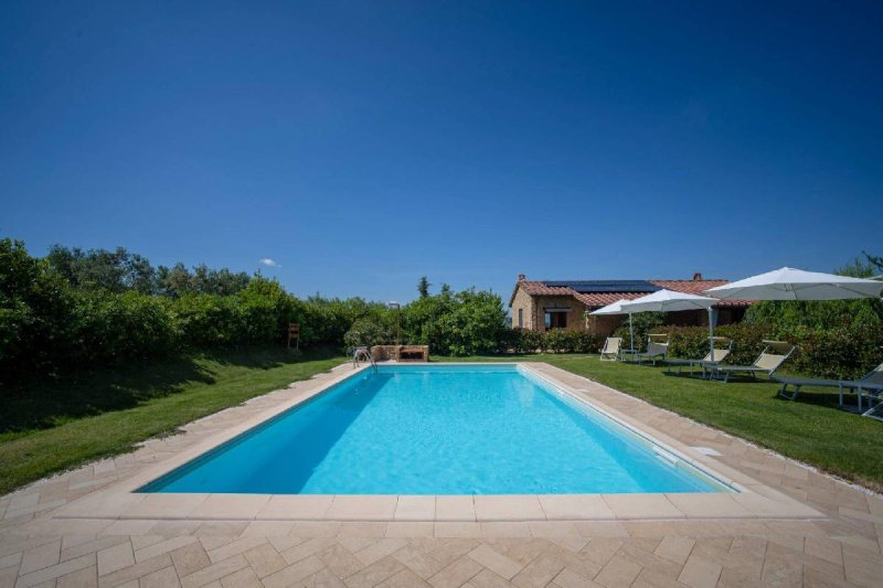 沃尔泰拉乡间房屋