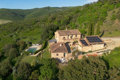 Casa indipendente a Volterra