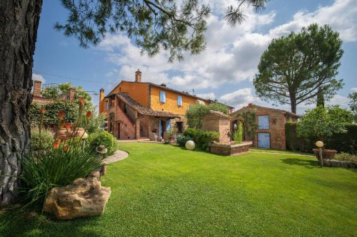 Country house in Gambassi Terme