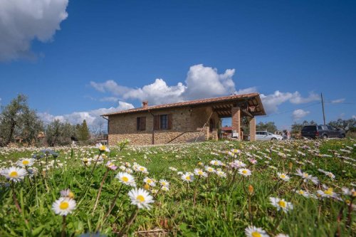 Casa independente em Volterra