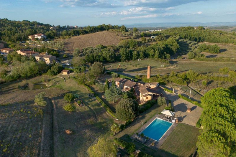 Casa di campagna a Casole d'Elsa