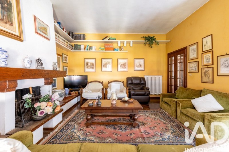 卡夏纳泰尔梅-拉里别墅