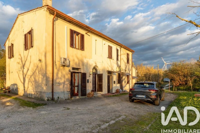 Villa i Pontedera