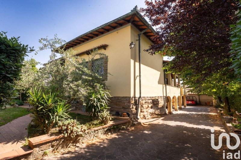 Villa in Campi Bisenzio