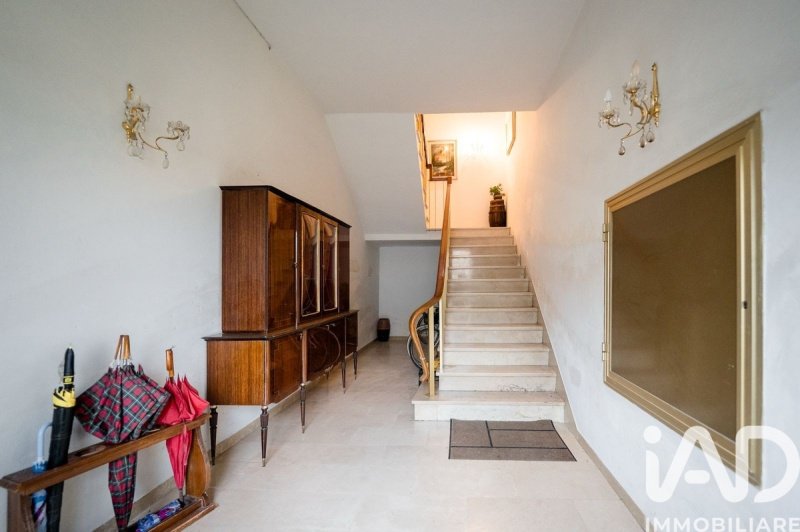 比森齐奥营公寓