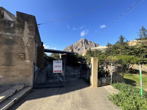 Особняк в Кустоначи