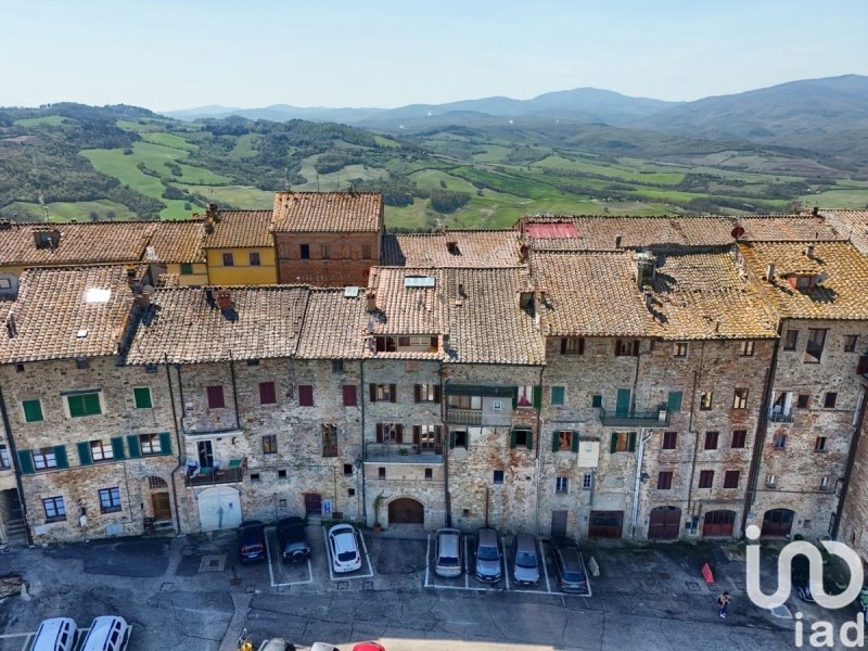 Apartment in Radicondoli