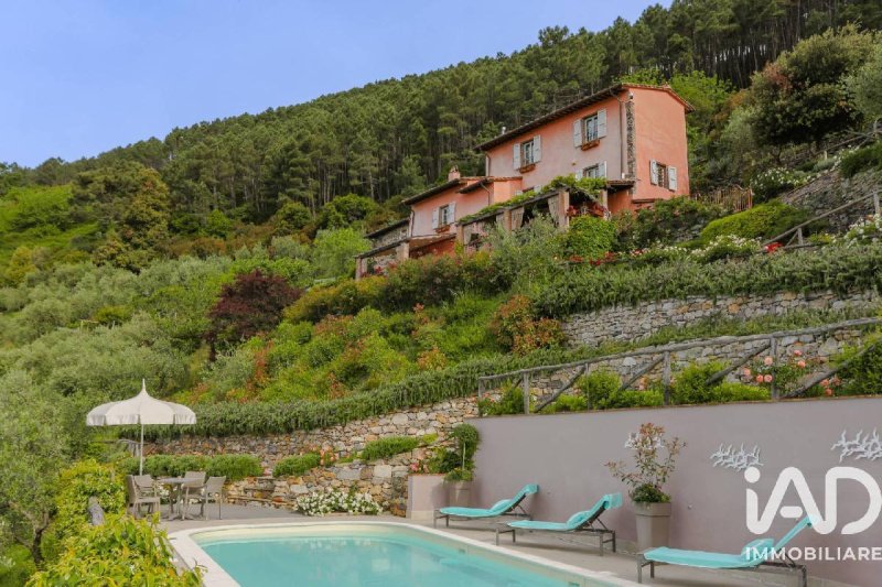Villa in Buti