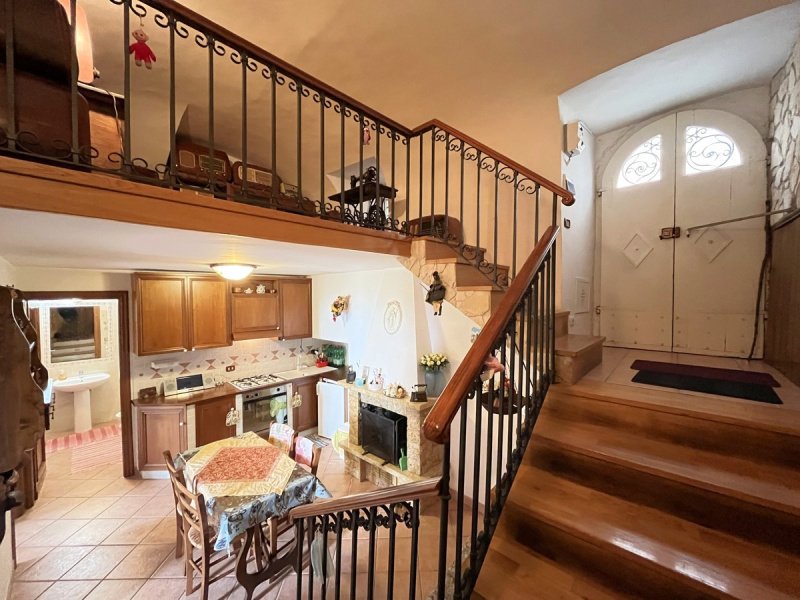 阿尔维托半独立房屋