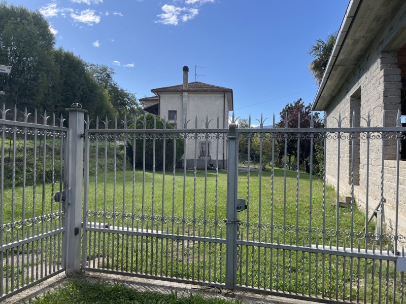 Casa independiente en Alvito