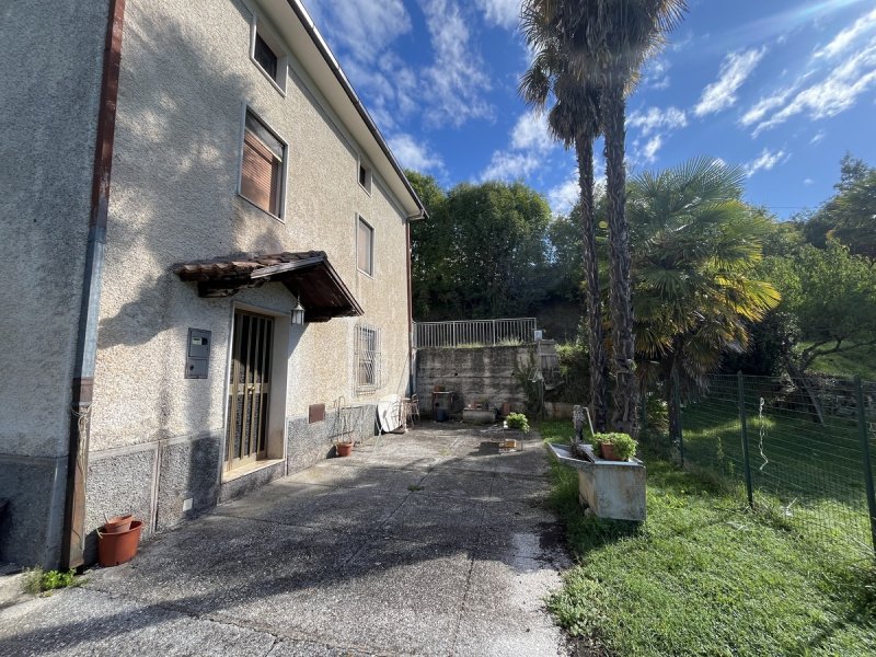 Casa independiente en Alvito