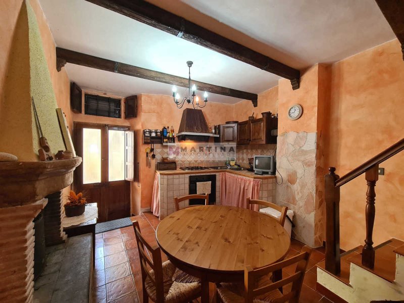 圣多纳托-瓦尔迪科米诺公寓