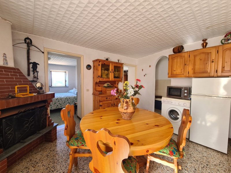 圣多纳托-瓦尔迪科米诺公寓