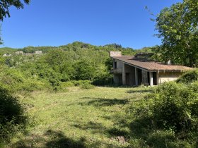 Villa in Atina