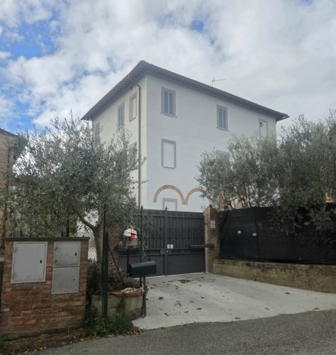 Historic house in Monteroni d'Arbia