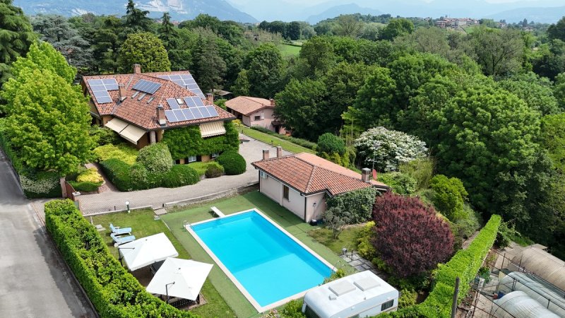 Villa à Merone