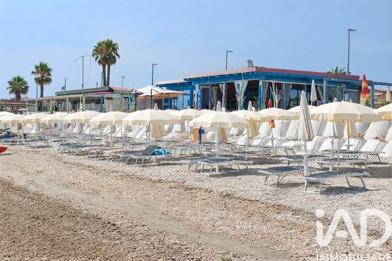Zakelijk onroerend goed in Porto Sant'Elpidio