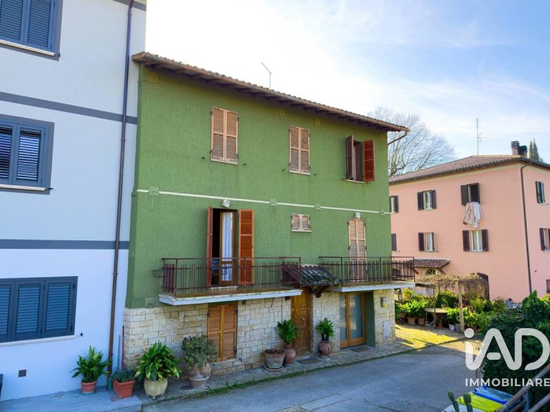 Detached house in Torgiano