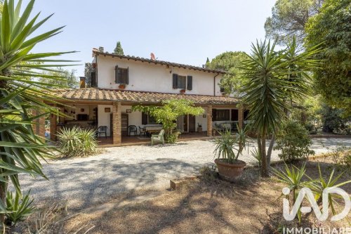 Villa in San Miniato