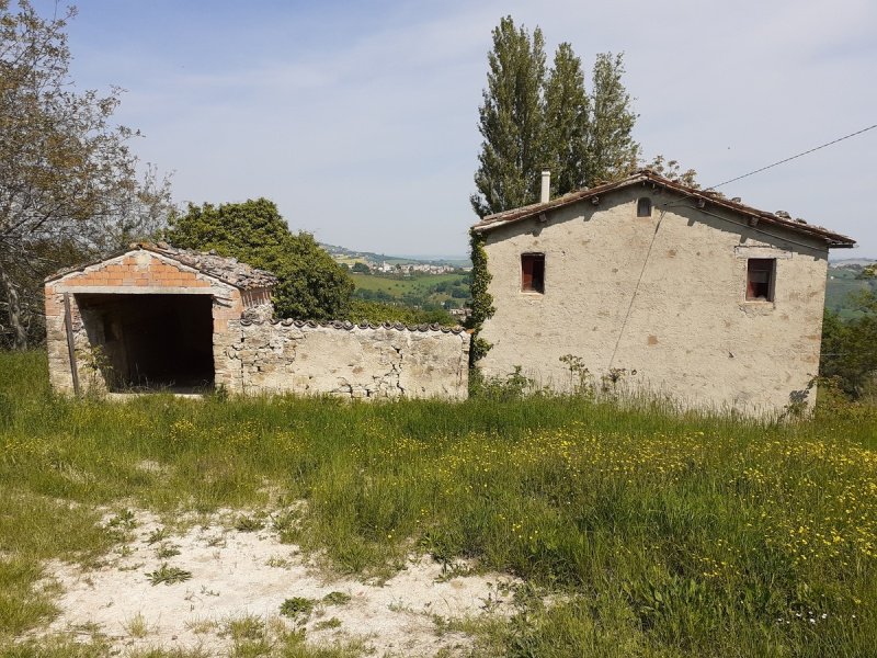 Сельский дом в Чинголи