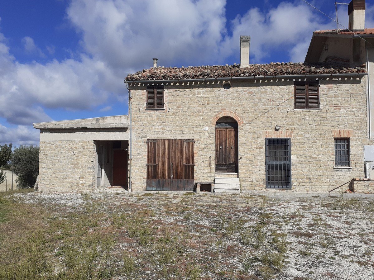 4 bedrooms country house, 700 m² Cingoli, Macerata (province) photo 2