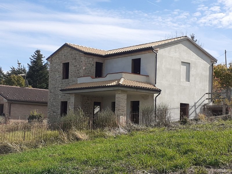 Vrijstaande woning in Cingoli