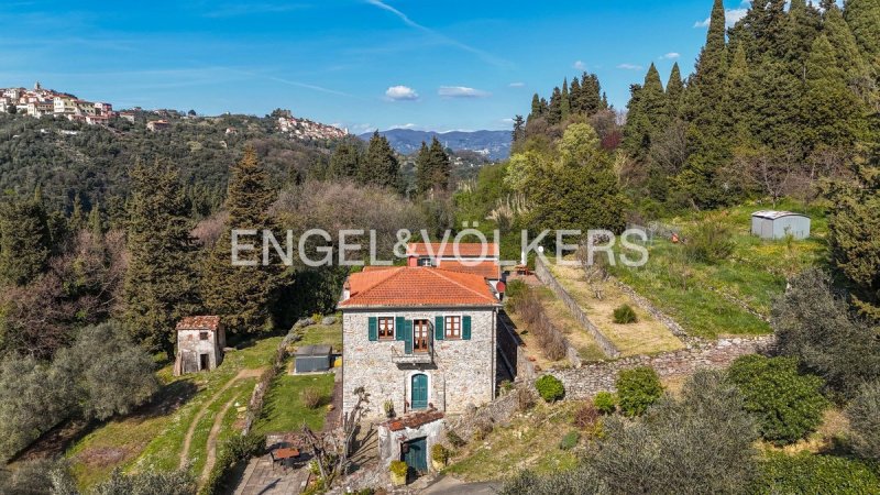 Landhaus in Lerici