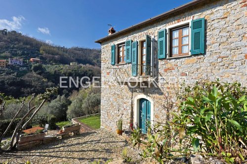 Landhaus in Lerici