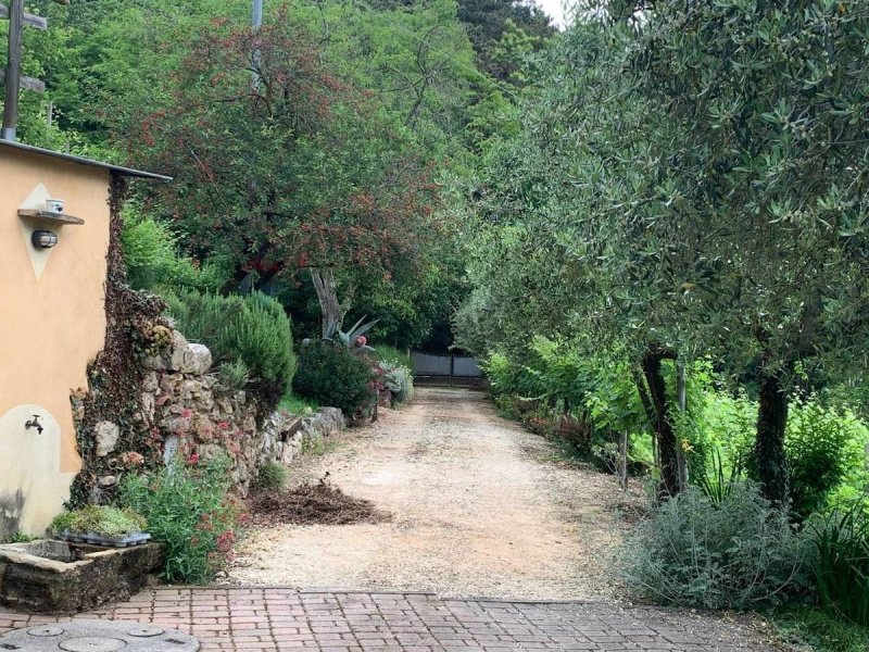 Country house in Zandobbio