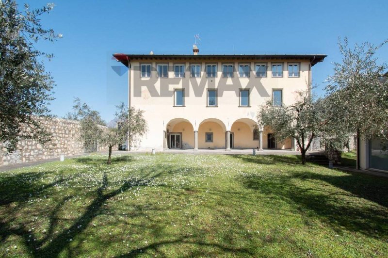Apartamento em Monte Isola