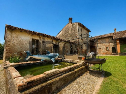 Maison de campagne à Dello