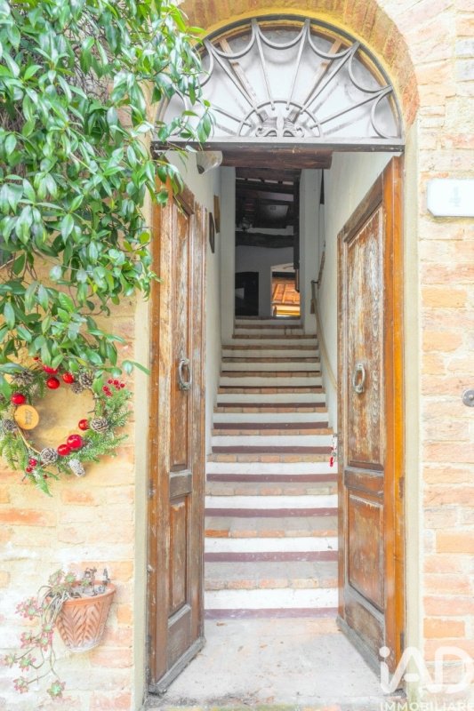 Apartamento em Monticiano