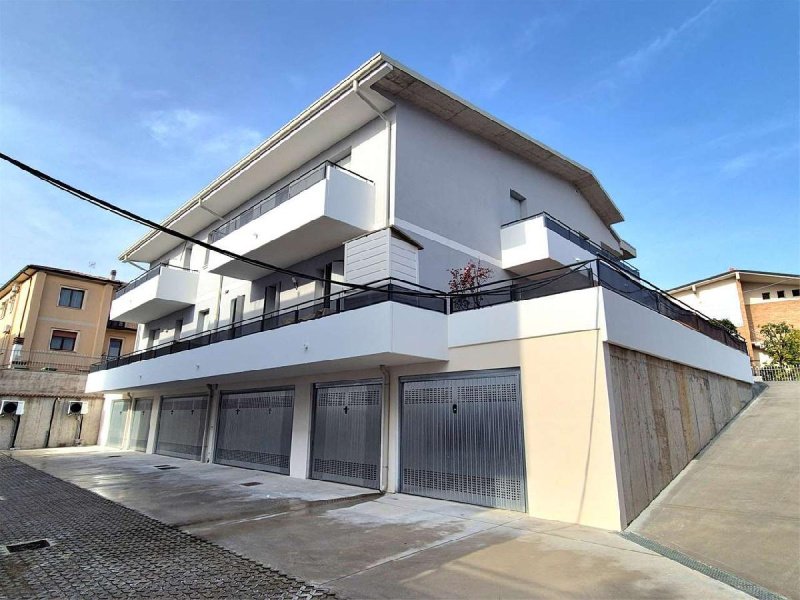 Lägenhet i Valeggio sul Mincio