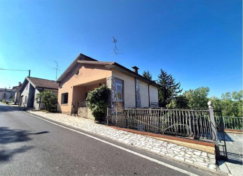 Villa in Valeggio sul Mincio