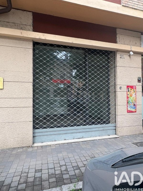 Kommersiell byggnad i Chivasso