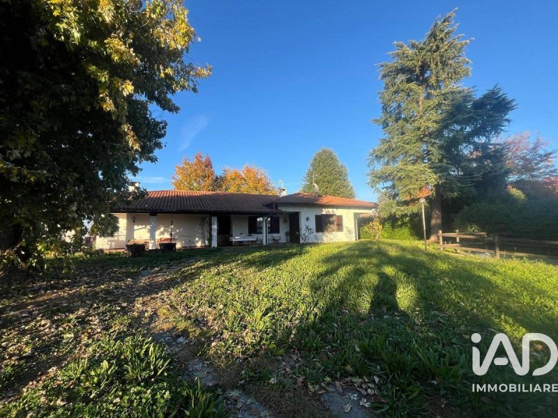 Villa i San Benigno Canavese