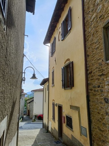 House in San Marcello Piteglio