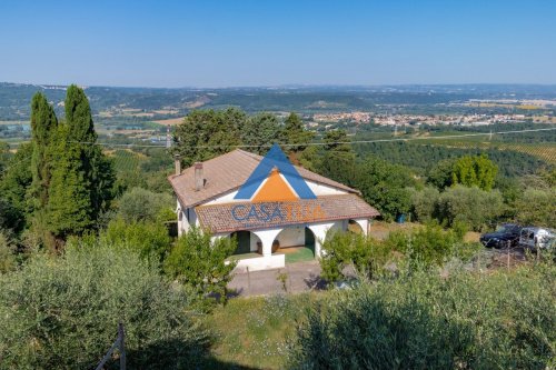 Einfamilienhaus in Giove