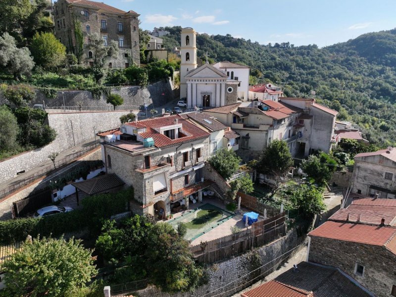 托尔基亚拉别墅